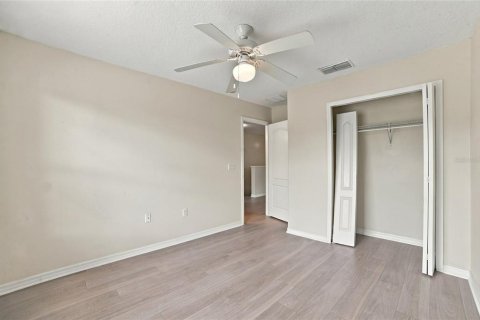 House in Orlando, Florida 4 bedrooms, 236.62 sq.m. № 2396990 - photo 18