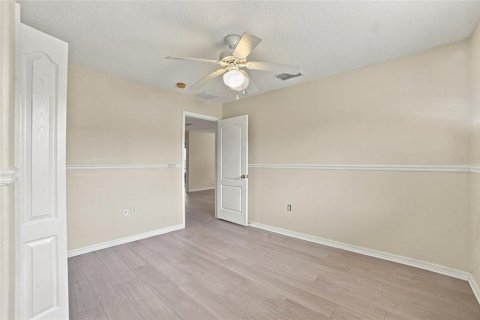 House in Orlando, Florida 4 bedrooms, 236.62 sq.m. № 2396990 - photo 21