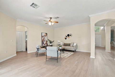 House in Orlando, Florida 4 bedrooms, 236.62 sq.m. № 2396990 - photo 11