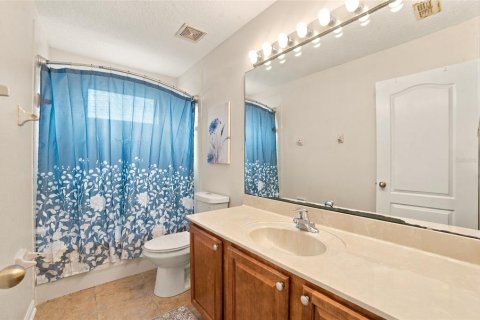 House in Orlando, Florida 4 bedrooms, 236.62 sq.m. № 2396990 - photo 19