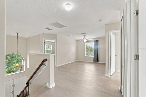 House in Orlando, Florida 4 bedrooms, 236.62 sq.m. № 2396990 - photo 16