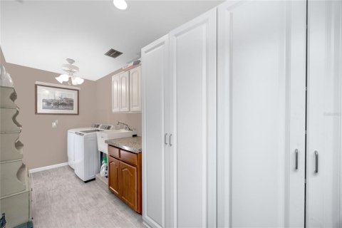 Casa en alquiler en Tampa, Florida, 3 dormitorios, 169.36 m2 № 1837099 - foto 23