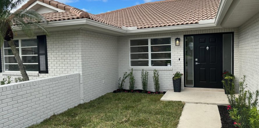Casa en Boynton Beach, Florida 3 dormitorios, 199.28 m2 № 1020058