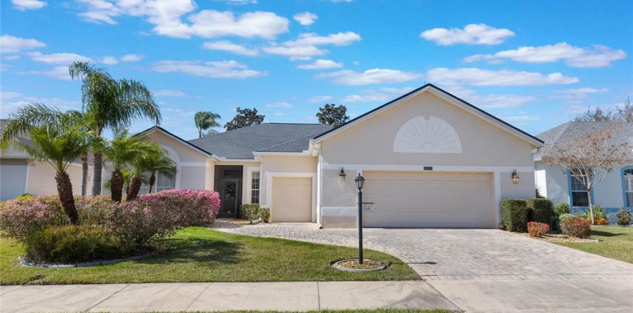Casa en Leesburg, Florida 2 dormitorios, 222.22 m2 № 1521655