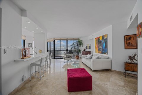 Condominio en venta en Aventura, Florida, 2 dormitorios, 120.77 m2 № 2244259 - foto 8