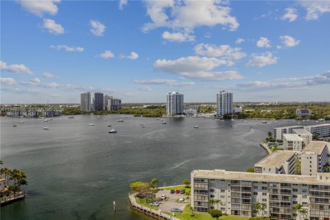 Condominio en venta en Aventura, Florida, 2 dormitorios, 120.77 m2 № 2244259 - foto 30