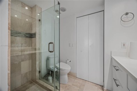 Condominio en venta en Aventura, Florida, 2 dormitorios, 120.77 m2 № 2244259 - foto 22