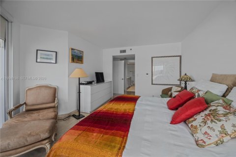 Condominio en venta en Aventura, Florida, 2 dormitorios, 120.77 m2 № 2244259 - foto 18