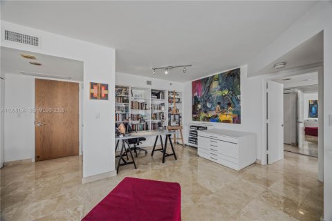 Condominio en venta en Aventura, Florida, 2 dormitorios, 120.77 m2 № 2244259 - foto 10