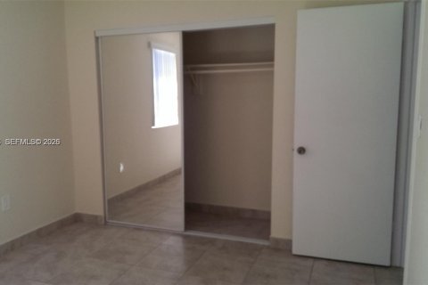 House in North Miami Beach, Florida 2 bedrooms, 83.61 sq.m. № 2154088 - photo 9