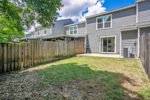 Townhouse in Winter Springs, Florida 3 bedrooms, 102.66 sq.m. № 1803108 - photo 22