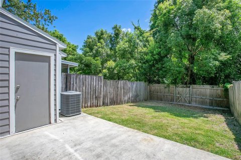 Townhouse in Winter Springs, Florida 3 bedrooms, 102.66 sq.m. № 1803108 - photo 19