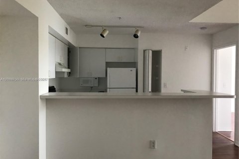 Condo in Miramar, Florida, 2 bedrooms  № 2068478 - photo 8