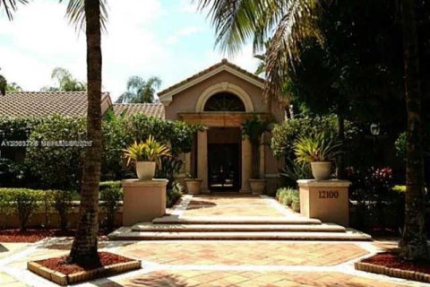 Condo in Miramar, Florida, 2 bedrooms  № 2068478 - photo 4