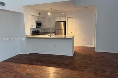 Condo in Miramar, Florida, 2 bedrooms  № 2068478 - photo 6