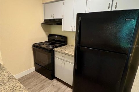 Apartamento en alquiler en Plant City, Florida, 2 dormitorios, 74.32 m2 № 1883215 - foto 6