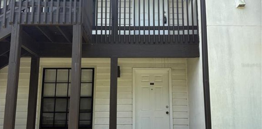 Apartamento en Plant City, Florida 2 dormitorios, 74.32 m2 № 1883215