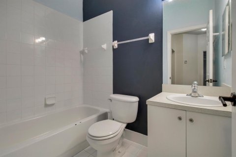 Copropriété à vendre à Tequesta, Floride: 3 chambres, 125.98 m2 № 2429970 - photo 19