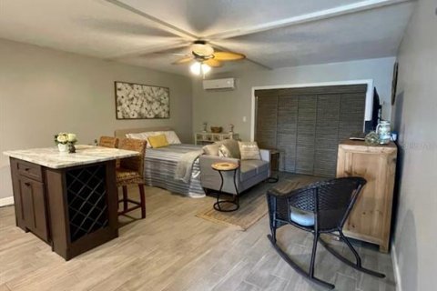 Condominio en venta en New Smyrna Beach, Florida, 1 dormitorio, 42.64 m2 № 1847493 - foto 3