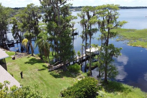 House in Clermont, Florida 3 bedrooms, 166.48 sq.m. № 1795219 - photo 12