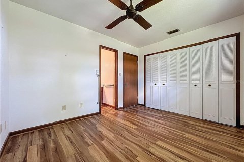 House in Clermont, Florida 3 bedrooms, 166.48 sq.m. № 1795219 - photo 26