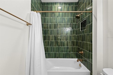 Купить виллу или дом в Нокомис, Флорида 8 комнат, 155.15м2, № 1911245 - фото 18