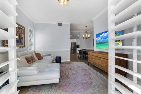 Купить кондоминиум в Майами-Бич, Флорида 2 спальни, 91.23м2, № 2051785 - фото 4