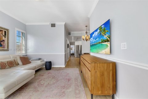 Купить кондоминиум в Майами-Бич, Флорида 2 спальни, 91.23м2, № 2051785 - фото 8