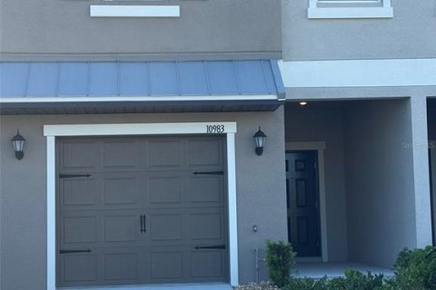 Touwnhouse à louer à Palmetto, Floride: 3 chambres, 154.78 m2 № 2430508 - photo 2