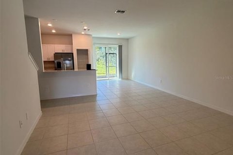 Touwnhouse à louer à Palmetto, Floride: 3 chambres, 154.78 m2 № 2430508 - photo 6