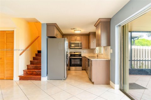Touwnhouse à vendre à Sunrise, Floride: 3 chambres, 141.12 m2 № 2077567 - photo 17