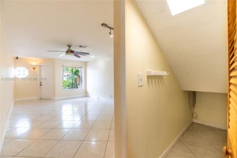 Touwnhouse à vendre à Sunrise, Floride: 3 chambres, 141.12 m2 № 2077567 - photo 18