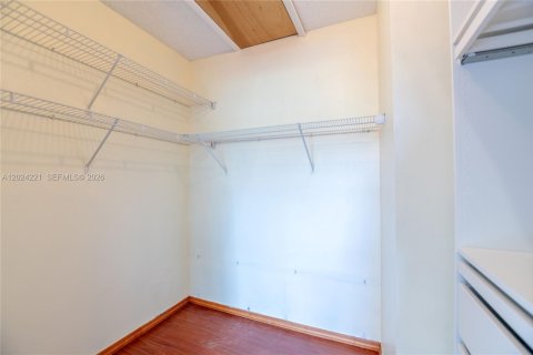 Touwnhouse à vendre à Sunrise, Floride: 3 chambres, 141.12 m2 № 2077567 - photo 27