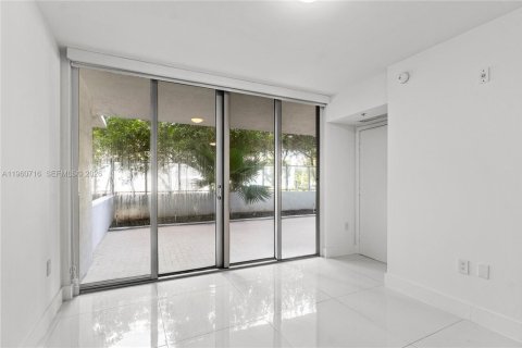 Copropriété à louer à Miami Beach, Floride: 2 chambres, 89 m2 № 2024598 - photo 12