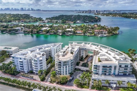 Copropriété à louer à Miami Beach, Floride: 2 chambres, 89 m2 № 2024598 - photo 26