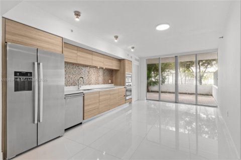 Condo à Miami Beach, Floride, 2 chambres  № 2024598