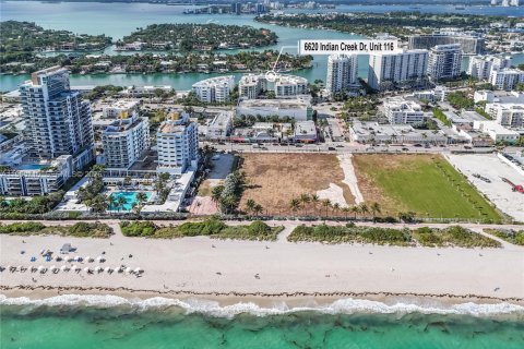 Copropriété à louer à Miami Beach, Floride: 2 chambres, 89 m2 № 2024598 - photo 17