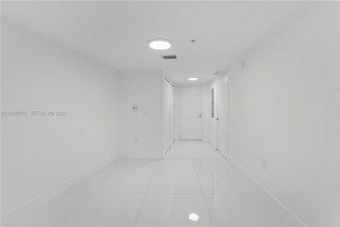 Copropriété à louer à Miami Beach, Floride: 2 chambres, 89 m2 № 2024598 - photo 15