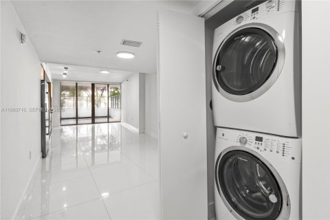 Copropriété à louer à Miami Beach, Floride: 2 chambres, 89 m2 № 2024598 - photo 10