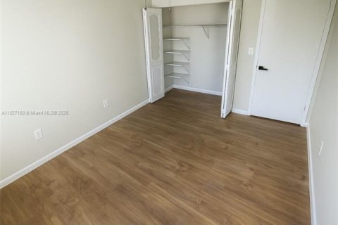 Condominio en venta en Miami, Florida, 2 dormitorios, 112.69 m2 № 1981849 - foto 8