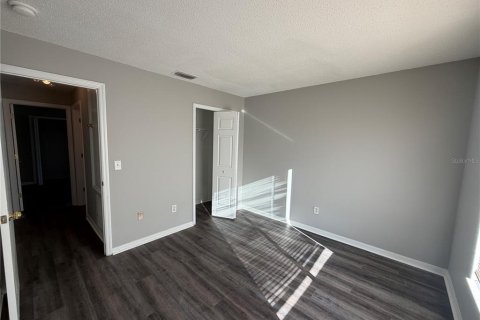 House in Riverview, Florida 4 bedrooms, 140 sq.m. № 2117223 - photo 7