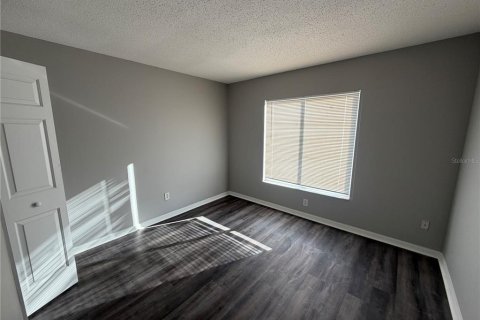 House in Riverview, Florida 4 bedrooms, 140 sq.m. № 2117223 - photo 6