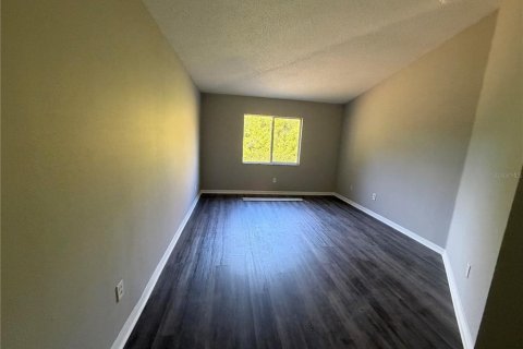House in Riverview, Florida 4 bedrooms, 140 sq.m. № 2117223 - photo 16