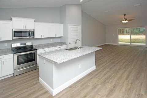 Appartement à louer à Citrus Springs, Floride: 4 chambres, 212 m2 № 2391121 - photo 6