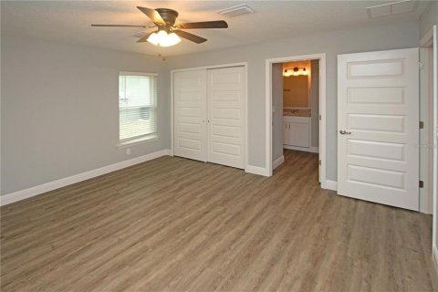 Appartement à louer à Citrus Springs, Floride: 4 chambres, 212 m2 № 2391121 - photo 15