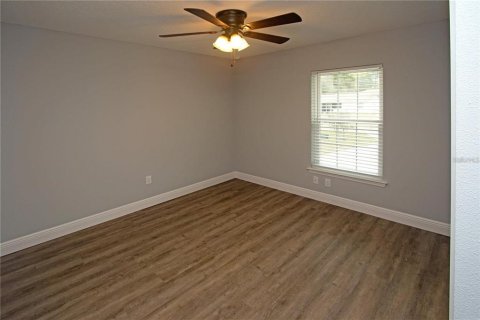 Appartement à louer à Citrus Springs, Floride: 4 chambres, 212 m2 № 2391121 - photo 13