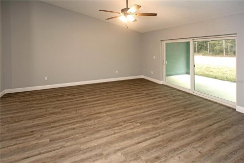 Appartement à louer à Citrus Springs, Floride: 4 chambres, 212 m2 № 2391121 - photo 11