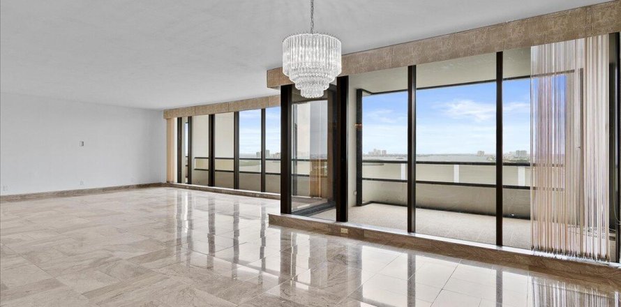 Condominio en North Palm Beach, Florida, 2 dormitorios № 2245583