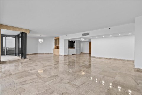 Condominio en venta en North Palm Beach, Florida, 2 dormitorios, 266.16 m2 № 2245583 - foto 6