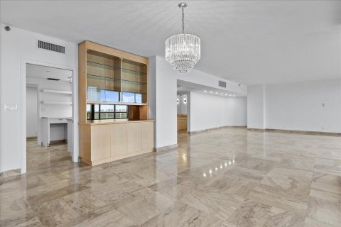 Condominio en venta en North Palm Beach, Florida, 2 dormitorios, 266.16 m2 № 2245583 - foto 8